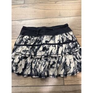 Lululemon Pace Setter Skirt Granite Black Tie Dye Size 4